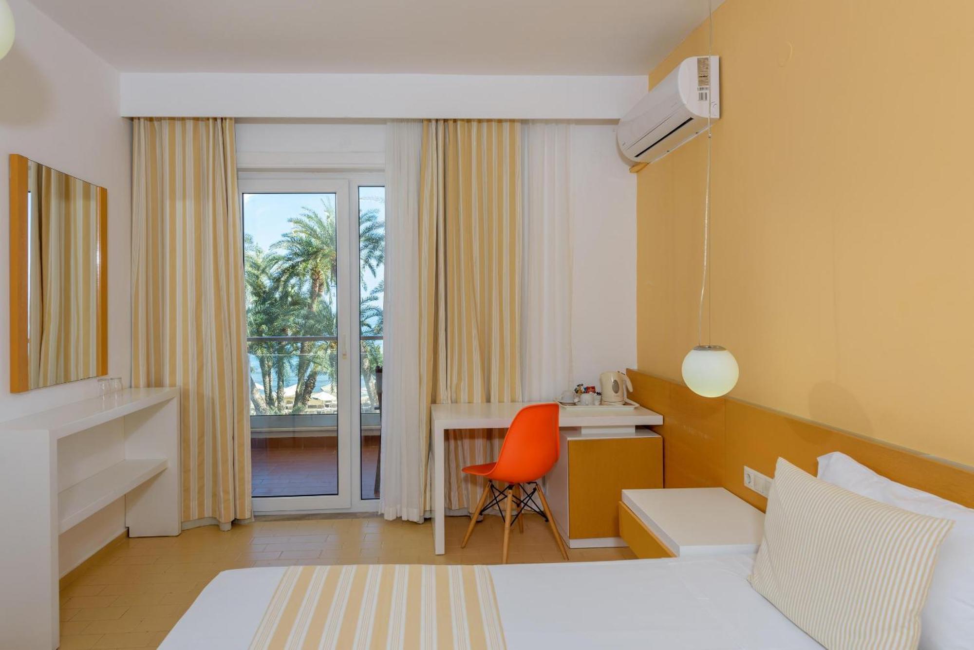 Zeus Hotels Palm Beach Stalida Exterior photo